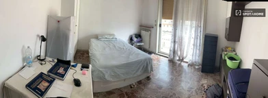 Alquiler de habitación en piso compartido en Roma