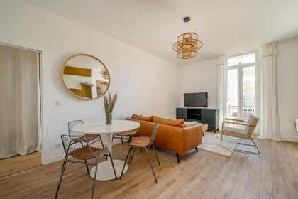 Private room at 8 Rue Vincent Leblanc, image 8 of 15