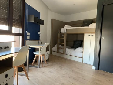 Chambre en colocation dans un appartement de 3 chambres Malaga