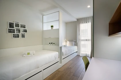 Habitación compartida barata en Barcelona