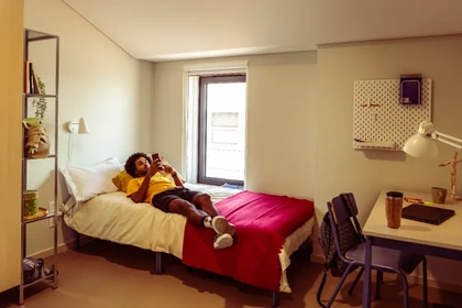 Zimmer mit Doppelbett zu vermieten Covilha
