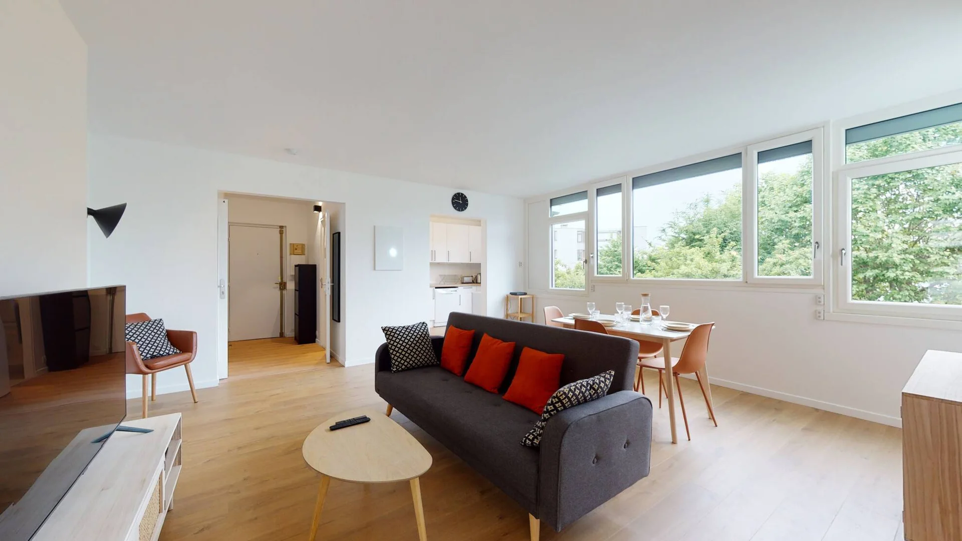 Habitación acogedora para estudiantes disponible en 