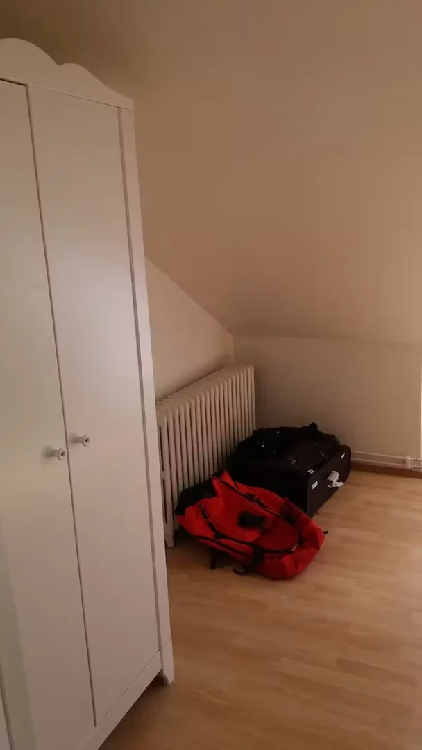 Quarto de estudante funcional perfeito para estudar em 