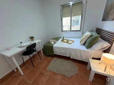 Stanza privata in Calle Fuenlabrada, , immagine 4 di 10