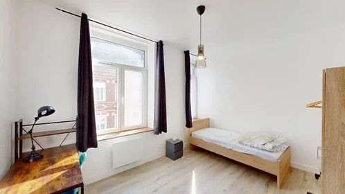 Chambre privée à Rue Decreme, , image 4 de 10