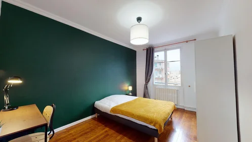 Private room at 1ter rue Frédéric Mistral, image 1 of 10