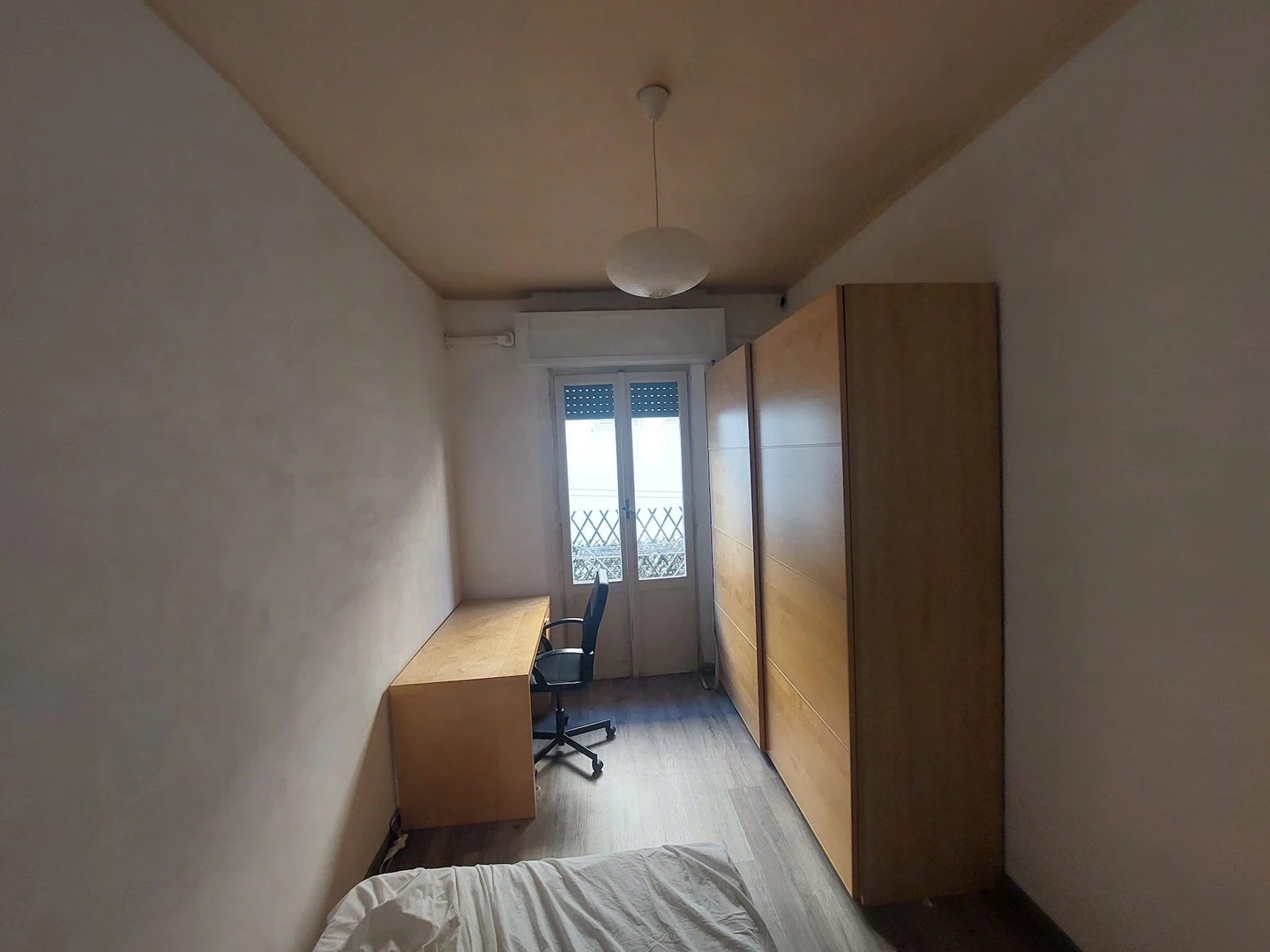 Habitación privada barata en Parma