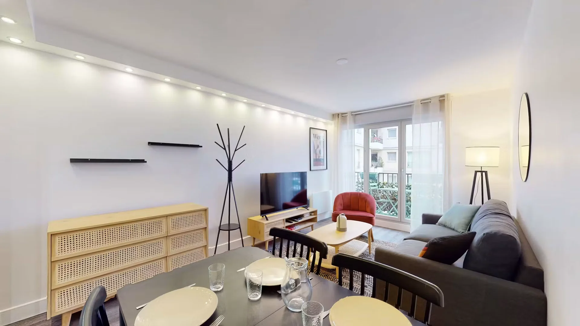 Room for rent in student apartment in , fully furnished