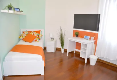 Habitación privada en Piazzale Risorgimento, Circoscrizione 1, imagen 3 de 10