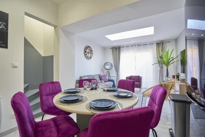 Chambre privée à 426 Avenue de Dunkerque, image 21 de 30