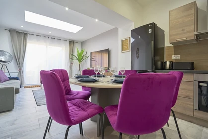 Chambre privée à 426 Avenue de Dunkerque, image 24 de 30