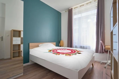 Chambre privée à 426 Avenue de Dunkerque, image 26 de 30