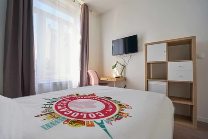 Chambre privée à 426 Avenue de Dunkerque, image 27 de 30