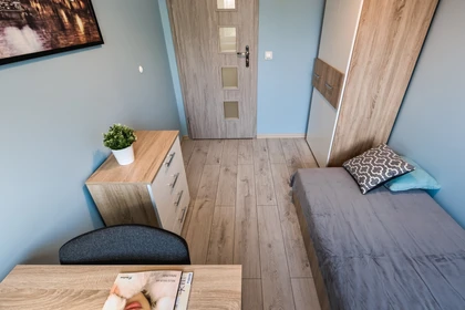 Habitación en alquiler con cama doble Warszawa