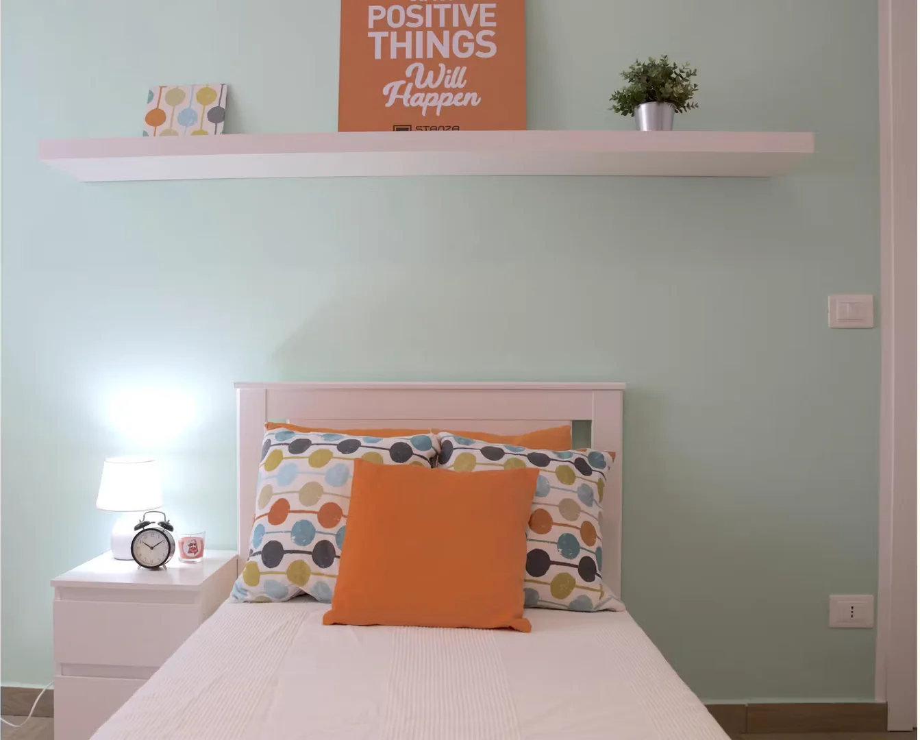 Quarto de estudante funcional perfeito para estudar em