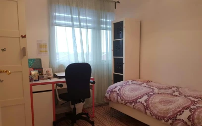 Privatzimmer in der Malörtsgatan, Angered, bild 1 von 10