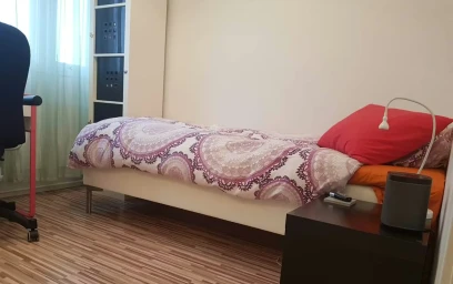Privatzimmer in der Malörtsgatan, Angered, bild 2 von 10