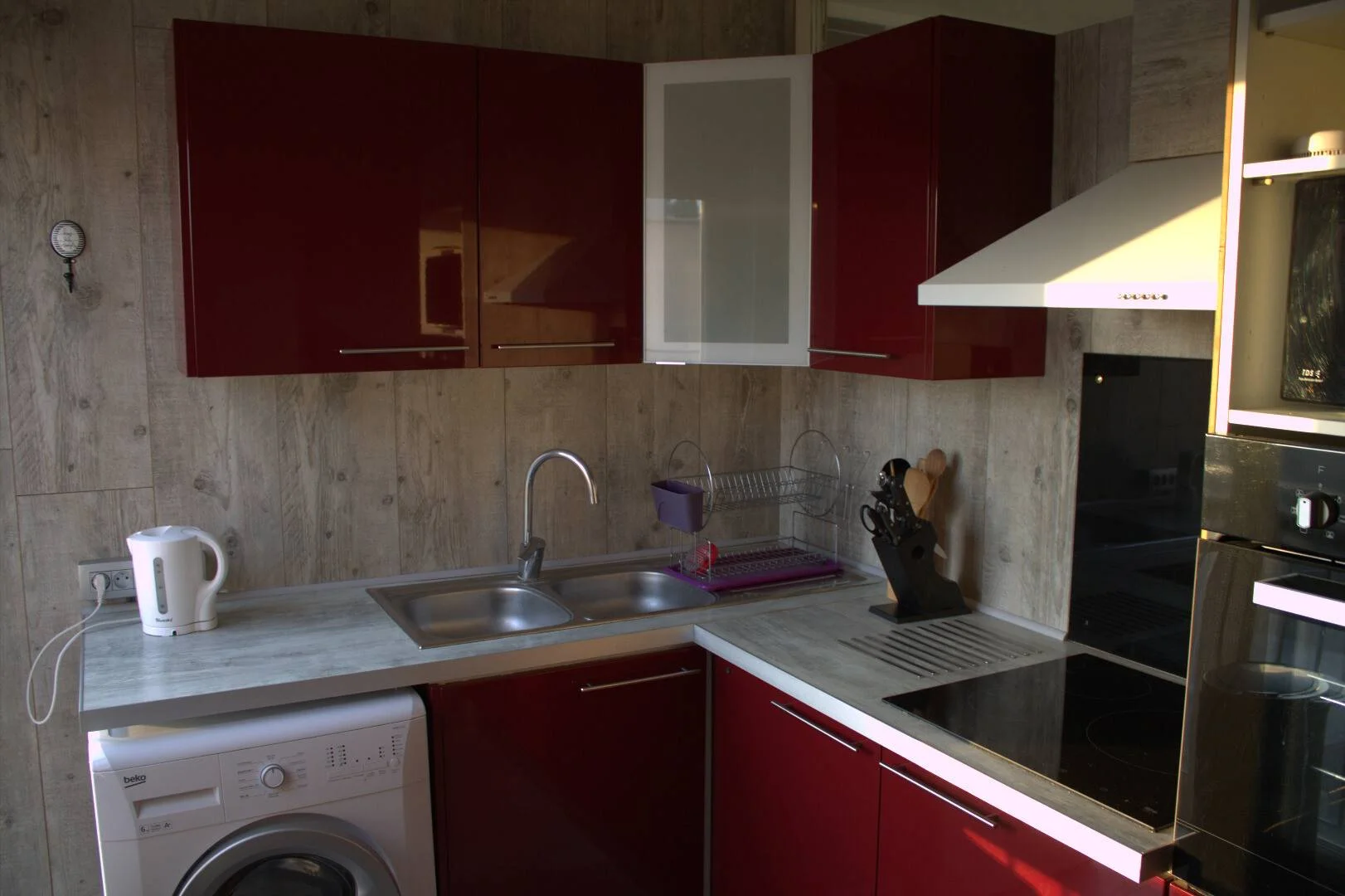 Bright and airy student room with easy university access in 