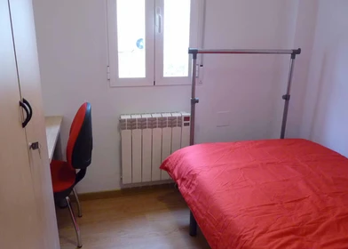 Bright private room in Getafe