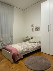 Chambre privée à Via Redipuglia, , image 1 de 10