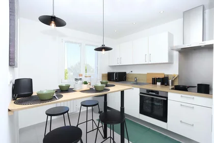 Quarto privado em 4d Av. des Coucous, 44300 Nantes, France, imagem 11 de 12
