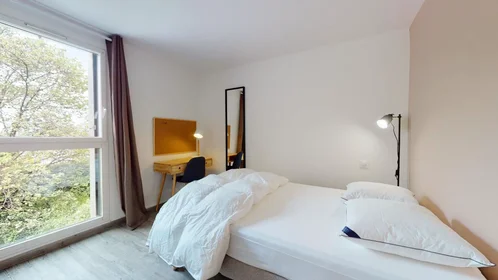 Stanza privata in Rue d'Alco, Alco, immagine 1 di 8