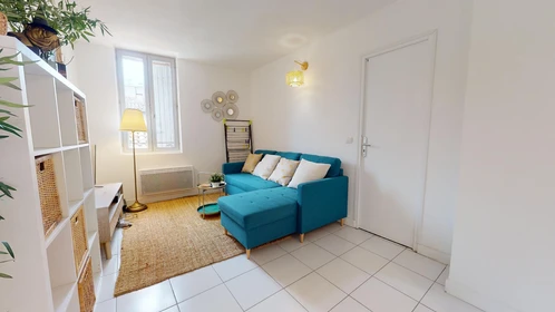 Quarto privado em 4 Rue Vaissette, imagem 23 de 24