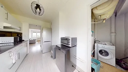 Private room at Rue Jean de Montlaur, Lemasson, image 9 of 10