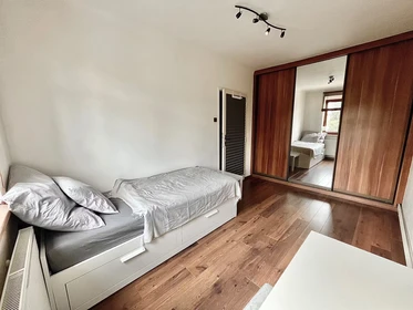 Quarto para alugar ao mês em Praha