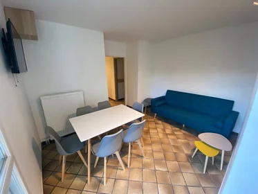 Habitación privada en Noisy-le-grand, 93160, imagen 11 de 19
