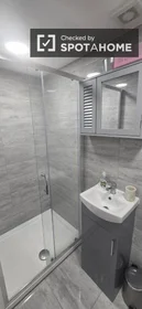 Private room in residence at N Circular Rd, image 7 of 19
