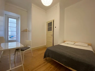 Quarto barato em Lisboa