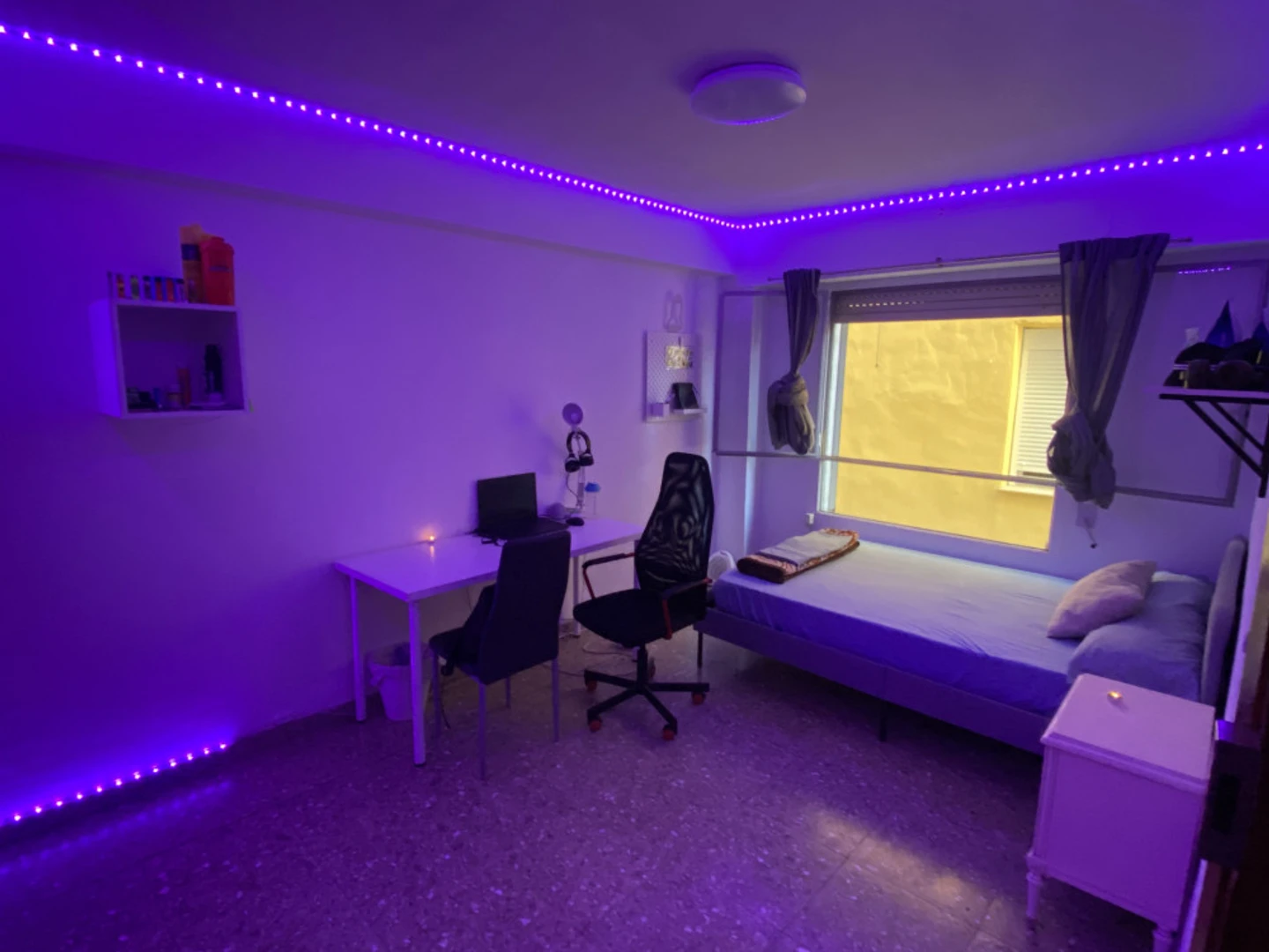 Bright private room in Alcoy/alcoi
