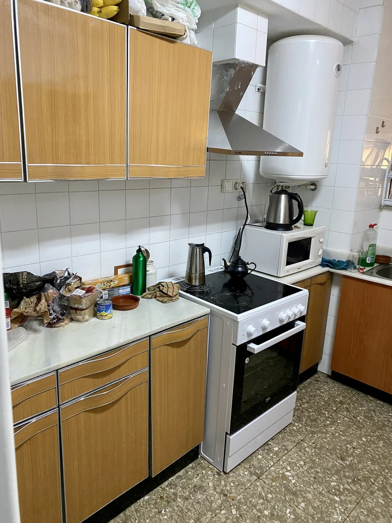 Renting rooms by the month in Alcoy/alcoi