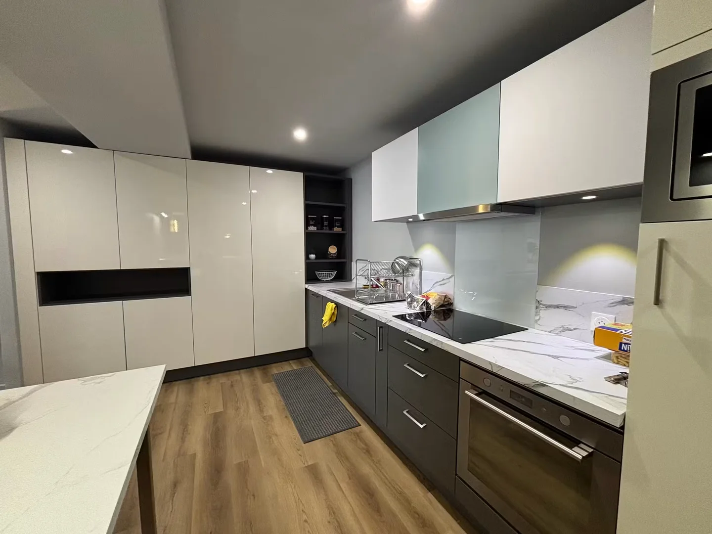 Habitación para estudiantes en  con área de estudio y facilidades compartidas