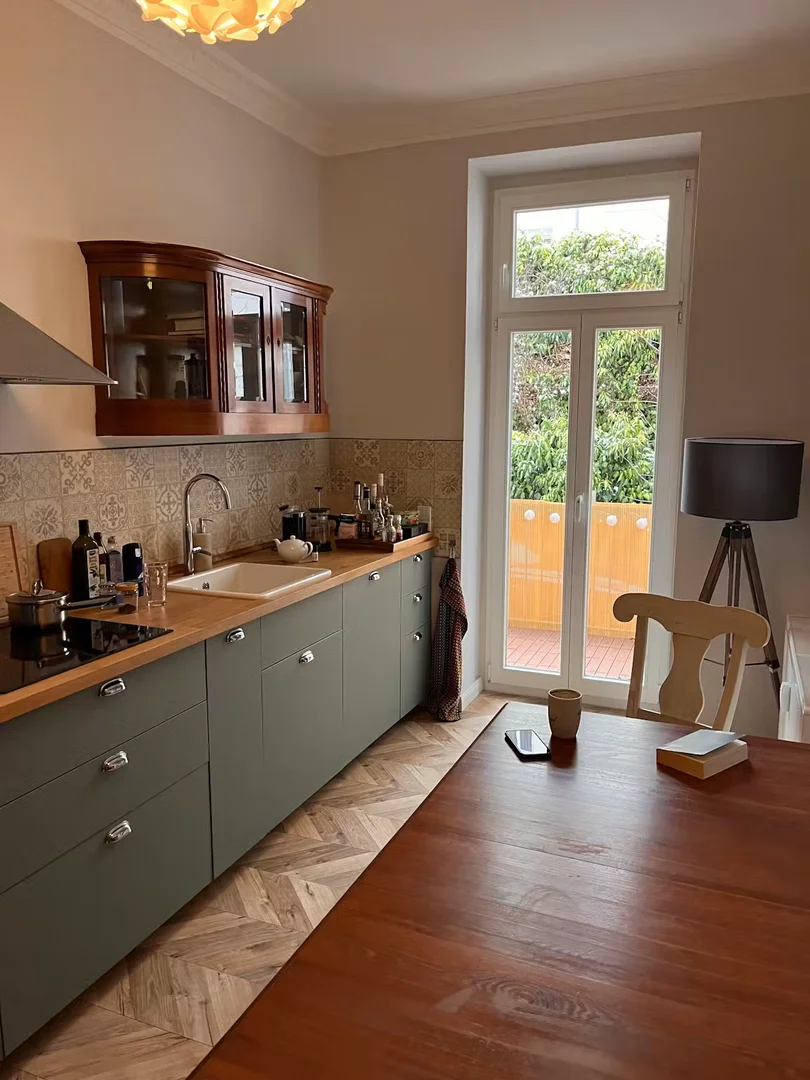 Student-friendly room in  with modern amenities