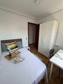 Stanza privata in Calle de la Rioja, , immagine 1 di 10