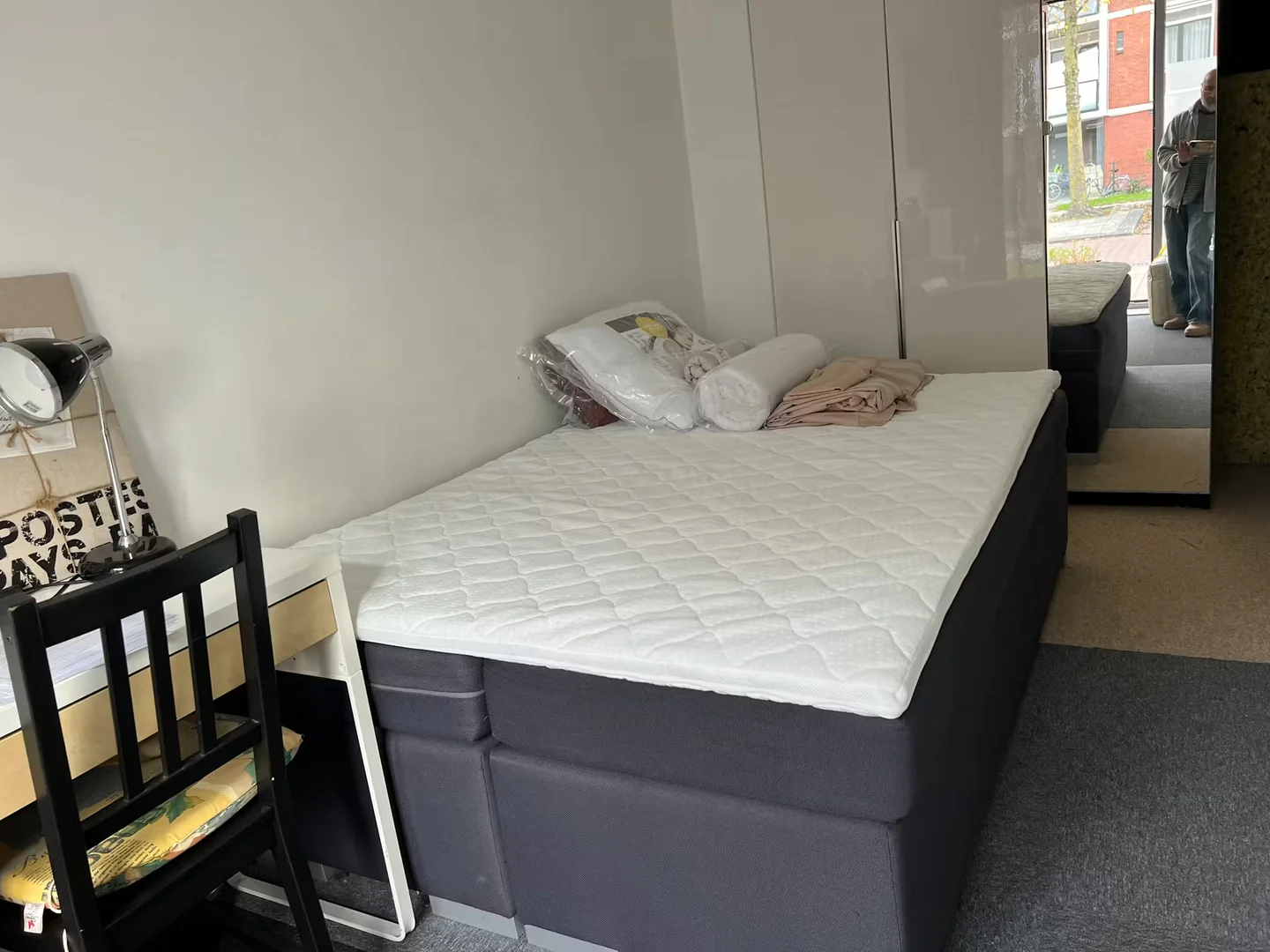 Chambre d'étudiant économique avec emplacement pratique dans 