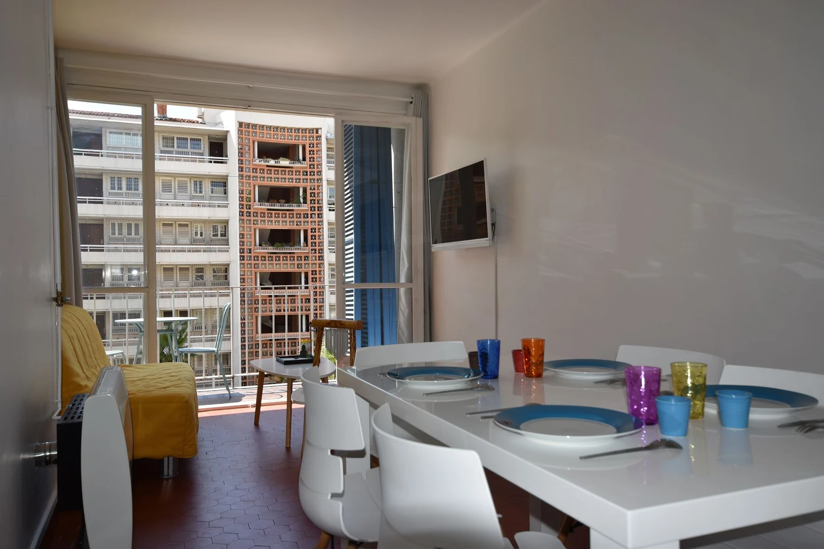 Apartamento totalmente mobilado em Toulon