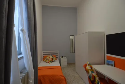 Stanza privata in Vicolo Franco Villa, immagine 4 di 10