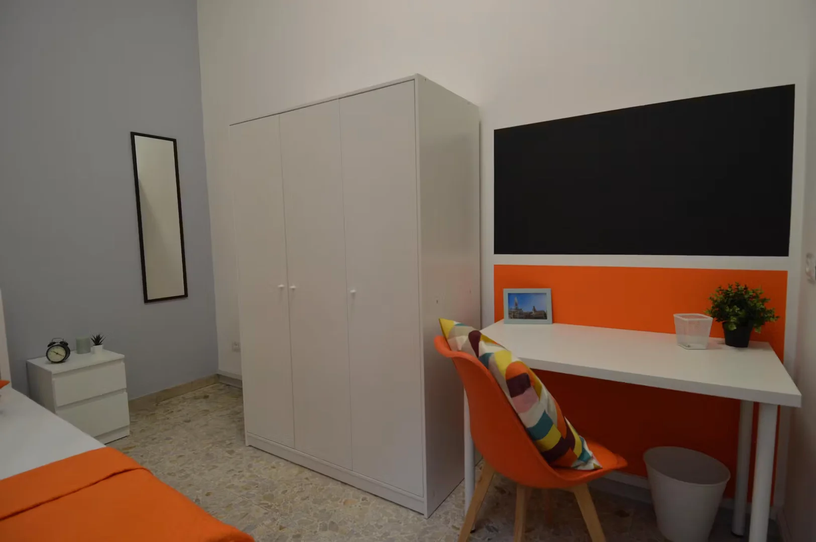 Studentenfreundliches Zimmer in  mit modernen Annehmlichkeiten