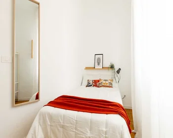 Stanza privata in Via Luigi Scrosati, Bande Nere, immagine 1 di 10