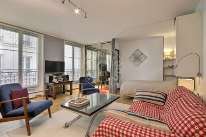 Appartamento intero in Rue de Clignancourt, immagine 1 di 15