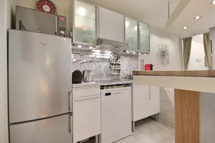 Appartamento intero in Rue de Clignancourt, immagine 10 di 15