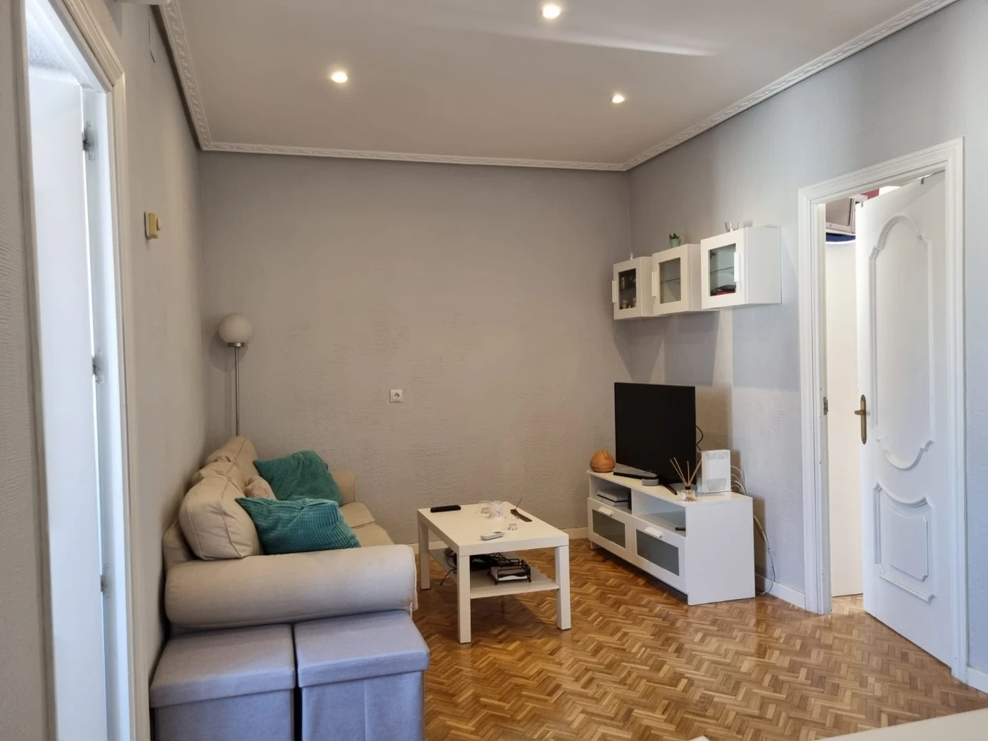 Renting rooms by the month in madrid