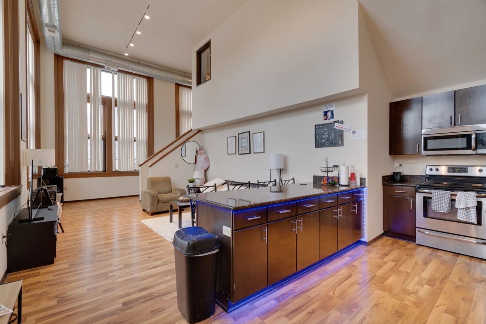 Apartamento moderno e brilhante em Minneapolis