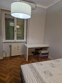 Privatzimmer in der Via Bassano del Grappa, Della Vittoria, bild 1 von 10