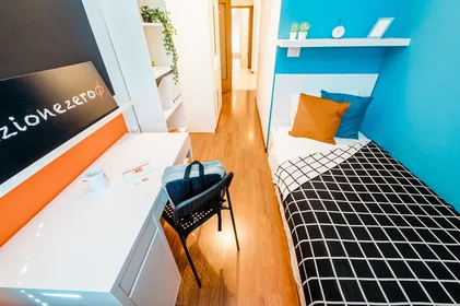Chambre privée à Via Angelo Maj, Stazione, image 1 de 10
