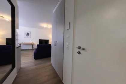 Appartamento intero in Chemin du Couchant, Montoie/Bourdonnette, immagine 6 di 6