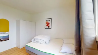 Chambre privée à 2 Rue de la Figuiere, 13090 Aix-en-Provence, France, image 1 de 3